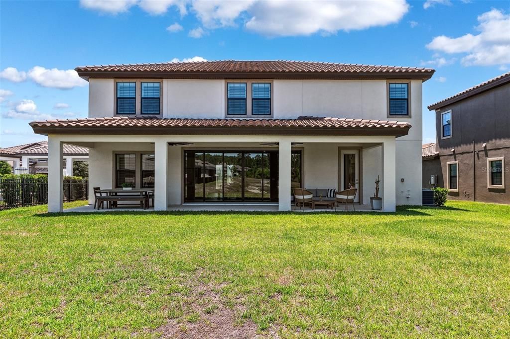 For Sale: $949,900 (5 beds, 4 baths, 3548 Square Feet)