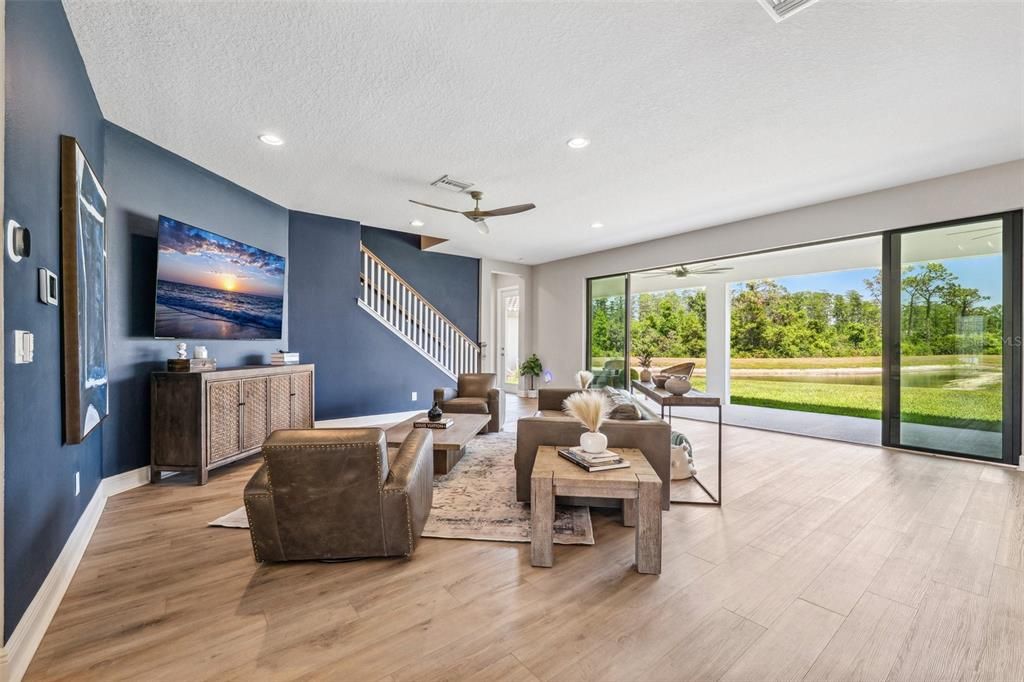 For Sale: $949,900 (5 beds, 4 baths, 3548 Square Feet)