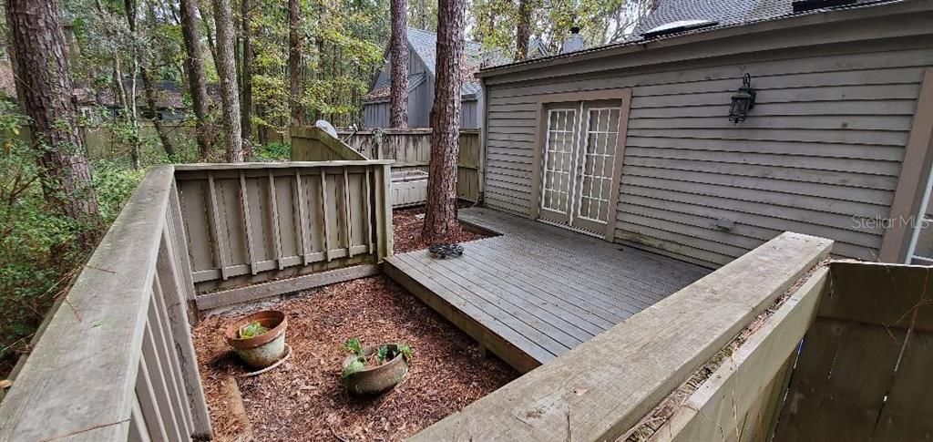 For Sale: $295,000 (2 beds, 2 baths, 1491 Square Feet)