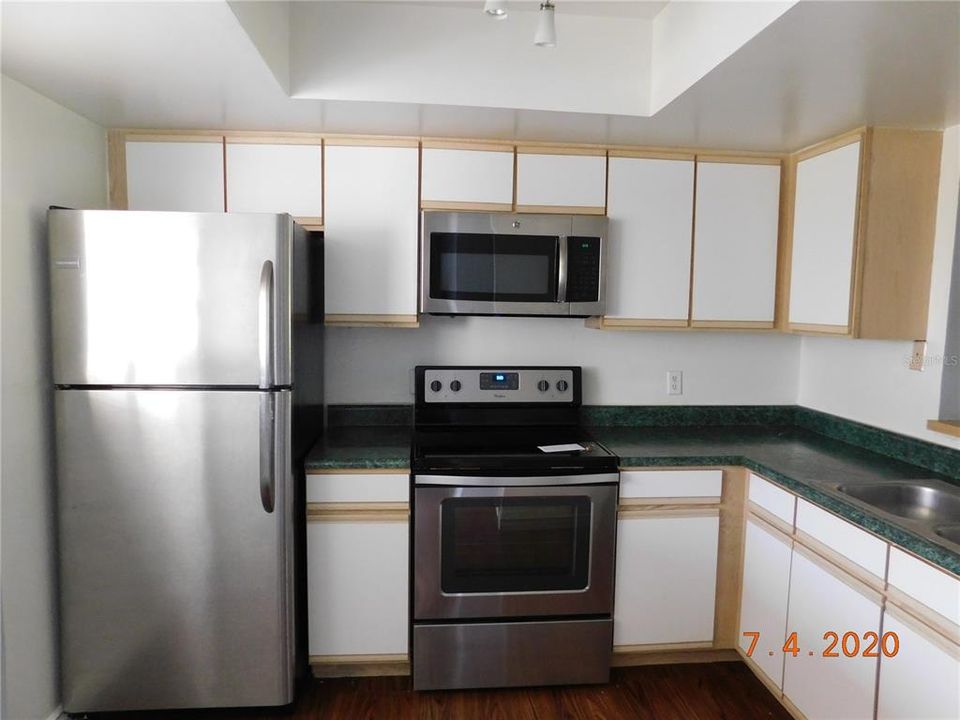 En Venta: $119,900 (1 camas, 1 baños, 744 Pies cuadrados)