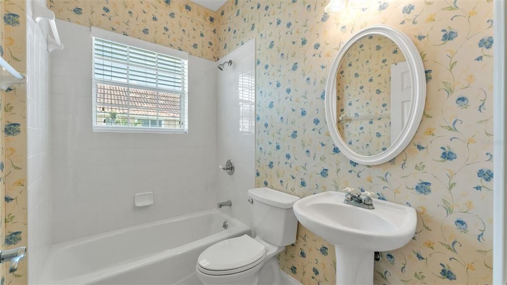 En Venta: $699,900 (4 camas, 3 baños, 3212 Pies cuadrados)