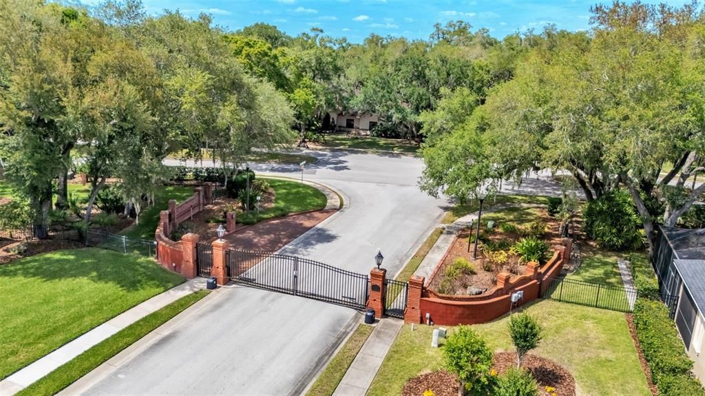 En Venta: $699,900 (4 camas, 3 baños, 3212 Pies cuadrados)