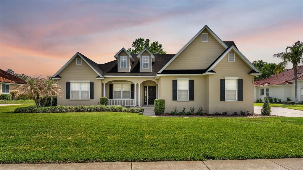 En Venta: $699,900 (4 camas, 3 baños, 3212 Pies cuadrados)