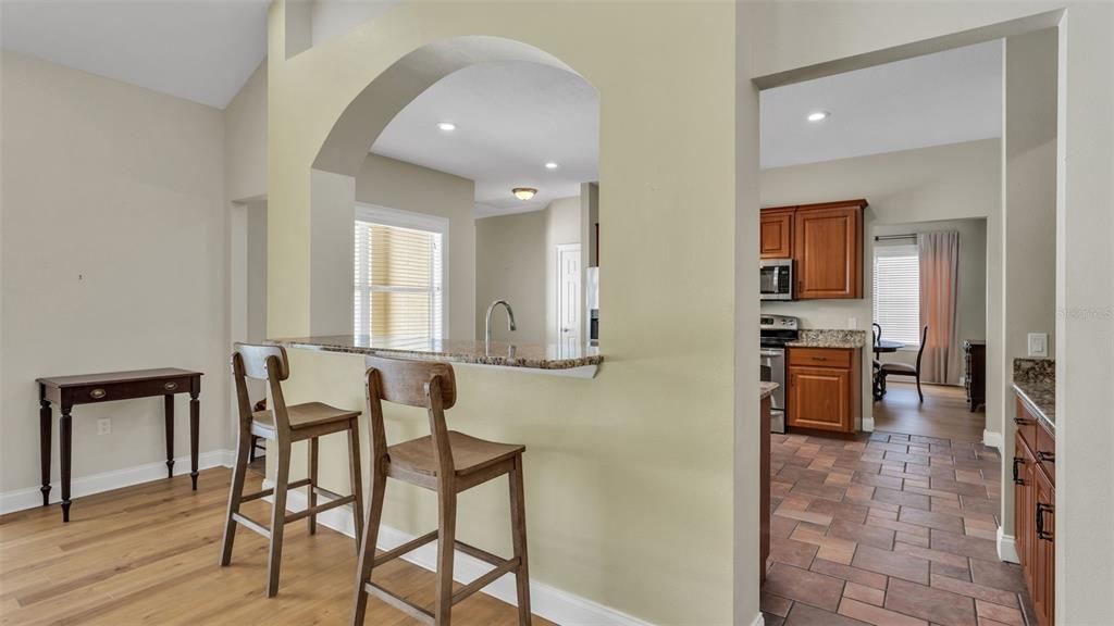 En Venta: $699,900 (4 camas, 3 baños, 3212 Pies cuadrados)