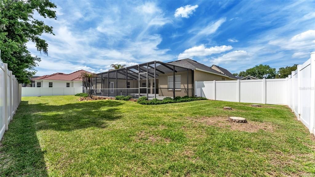 En Venta: $699,900 (4 camas, 3 baños, 3212 Pies cuadrados)