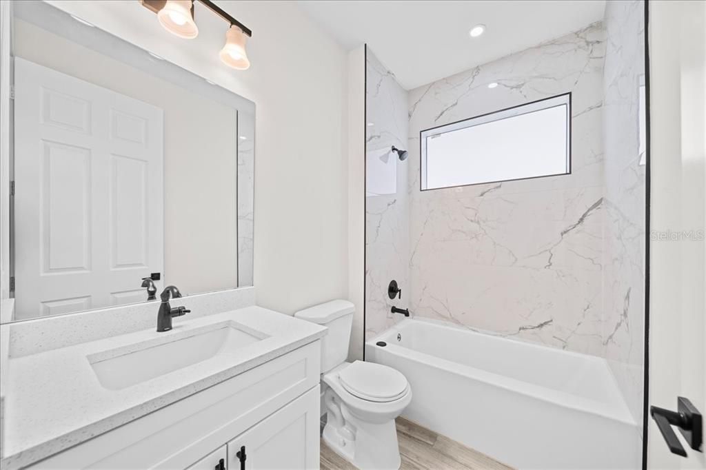 For Sale: $449,900 (3 beds, 2 baths, 1656 Square Feet)