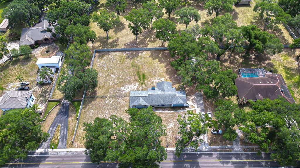 Activo con contrato: $460,000 (4 camas, 2 baños, 1908 Pies cuadrados)
