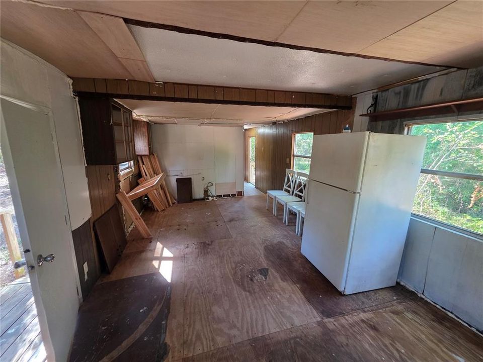 Activo con contrato: $55,000 (1 camas, 1 baños, 576 Pies cuadrados)