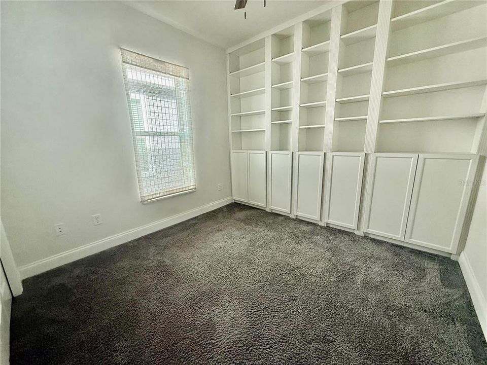For Rent: $2,700 (3 beds, 2 baths, 1638 Square Feet)