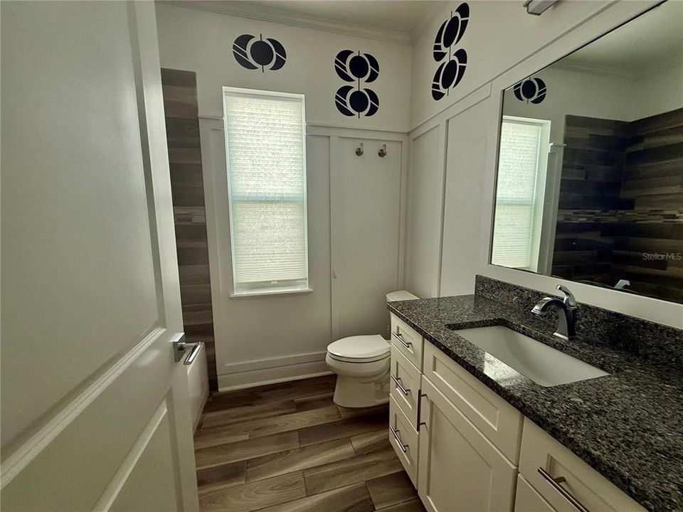 For Rent: $2,700 (3 beds, 2 baths, 1638 Square Feet)