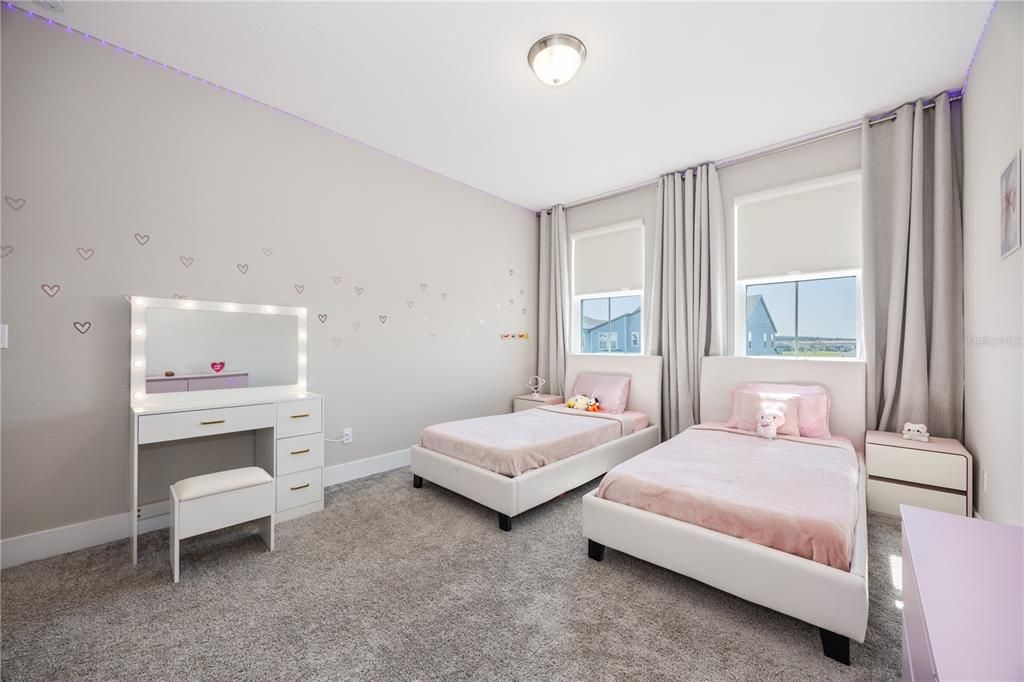 На продажу: $995,000 (5 спален, 4 ванн, 3461 Квадратных фут)