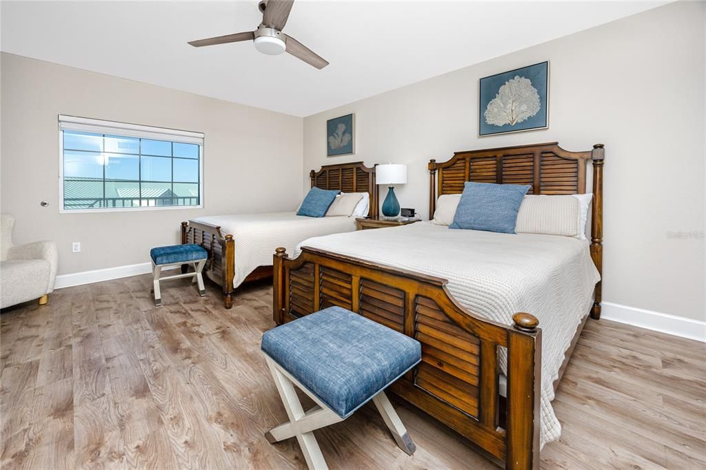 For Sale: $969,000 (3 beds, 2 baths, 1540 Square Feet)