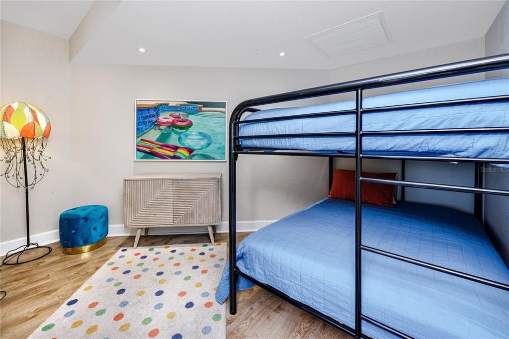 For Sale: $969,000 (3 beds, 2 baths, 1540 Square Feet)