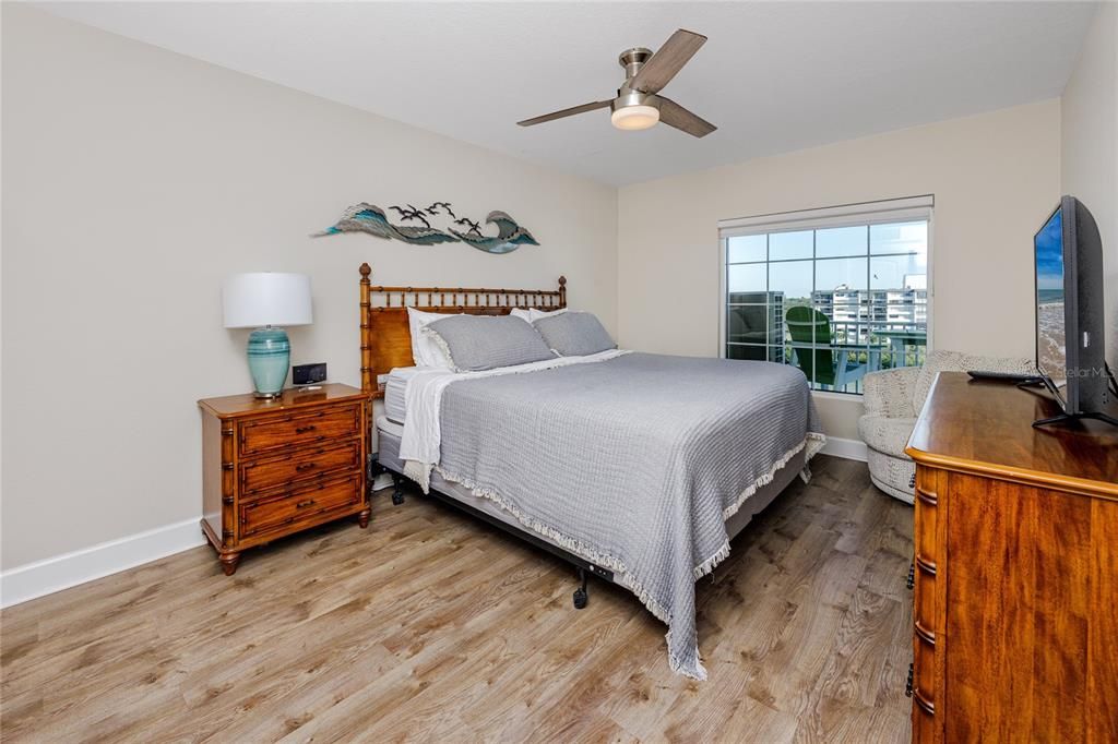 For Sale: $969,000 (3 beds, 2 baths, 1540 Square Feet)