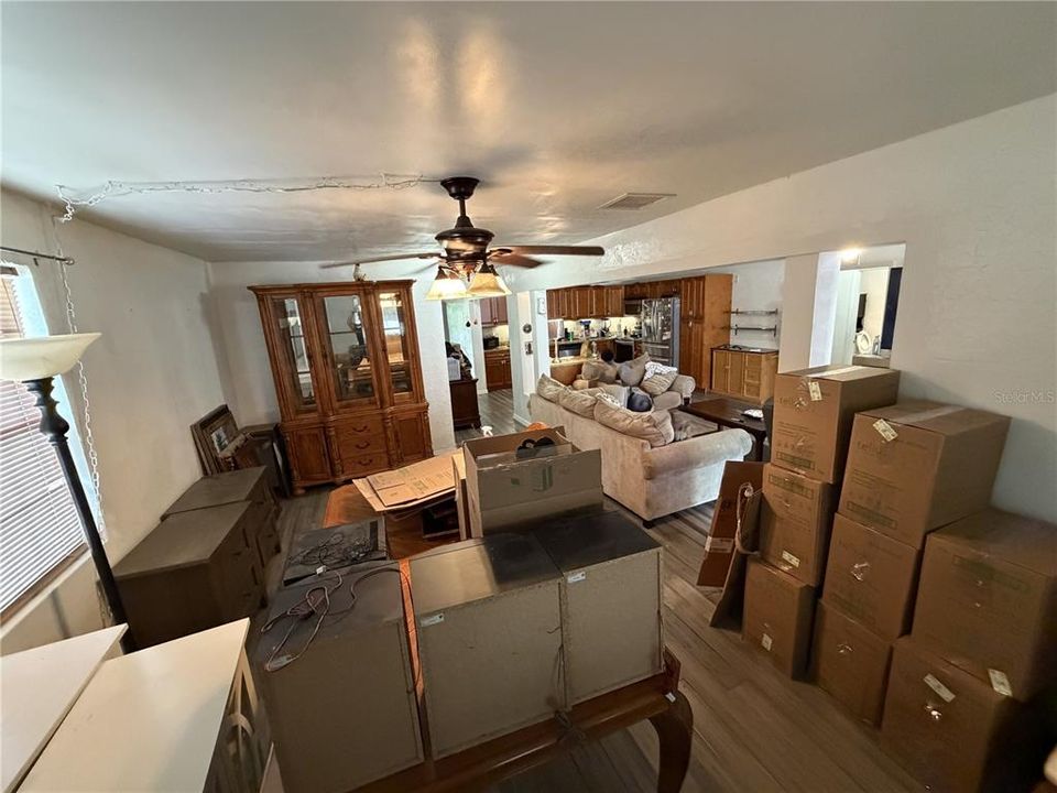 For Sale: $421,900 (4 beds, 2 baths, 1920 Square Feet)