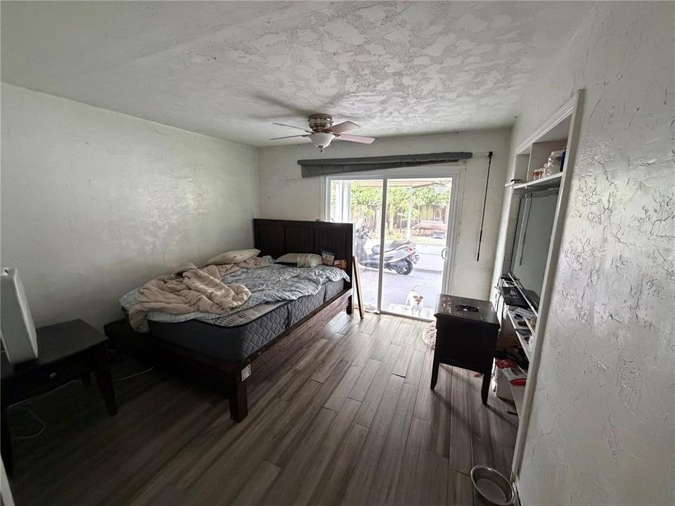For Sale: $421,900 (4 beds, 2 baths, 1920 Square Feet)