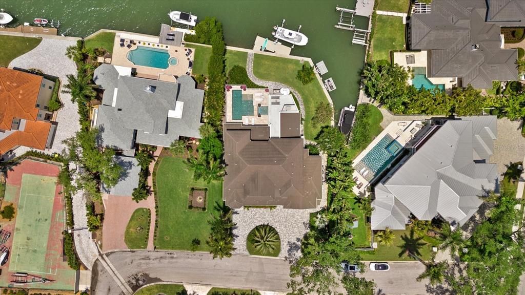 For Sale: $8,250,000 (5 beds, 5 baths, 5664 Square Feet)