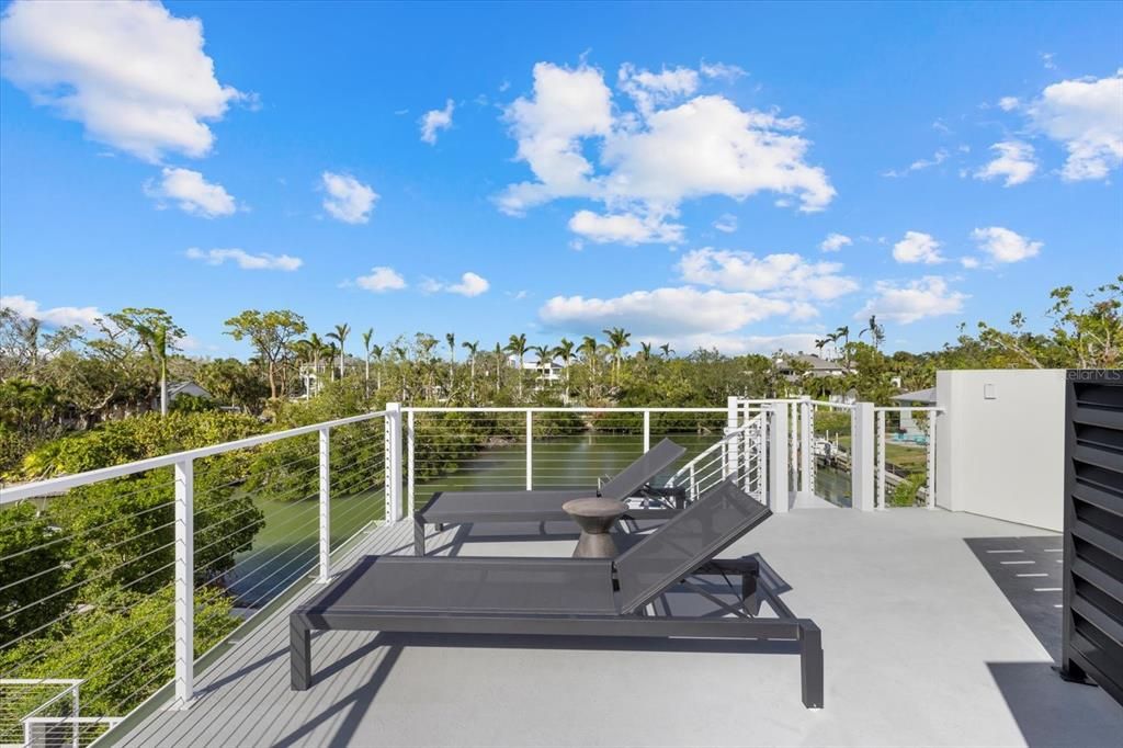 For Sale: $8,250,000 (5 beds, 5 baths, 5664 Square Feet)