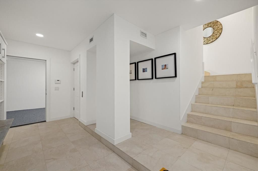 For Sale: $8,250,000 (5 beds, 5 baths, 5664 Square Feet)