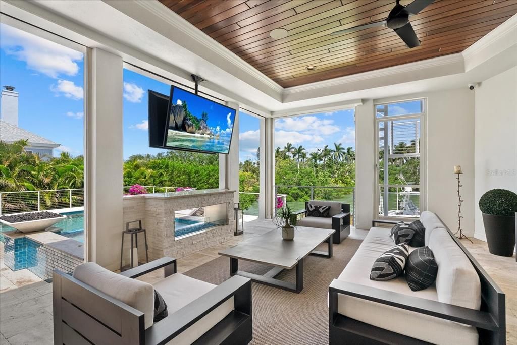 For Sale: $8,250,000 (5 beds, 5 baths, 5664 Square Feet)