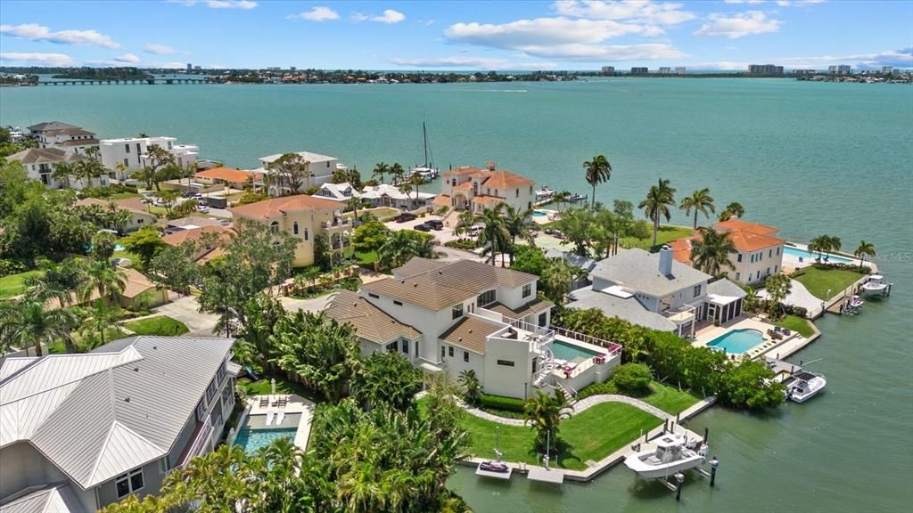 For Sale: $8,250,000 (5 beds, 5 baths, 5664 Square Feet)