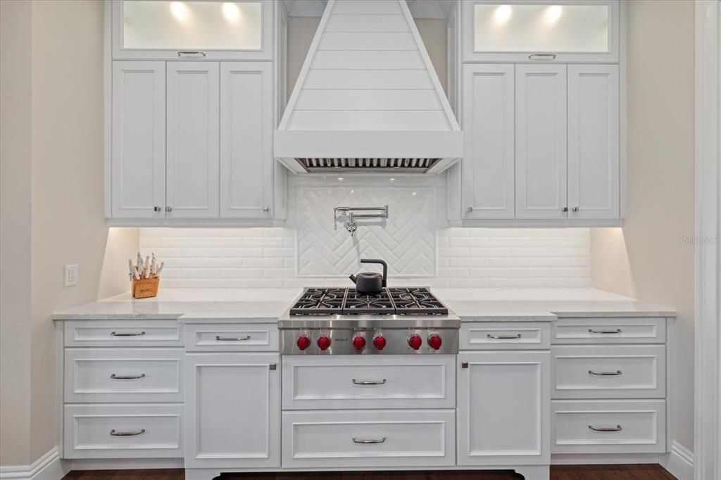 For Sale: $8,250,000 (5 beds, 5 baths, 5664 Square Feet)