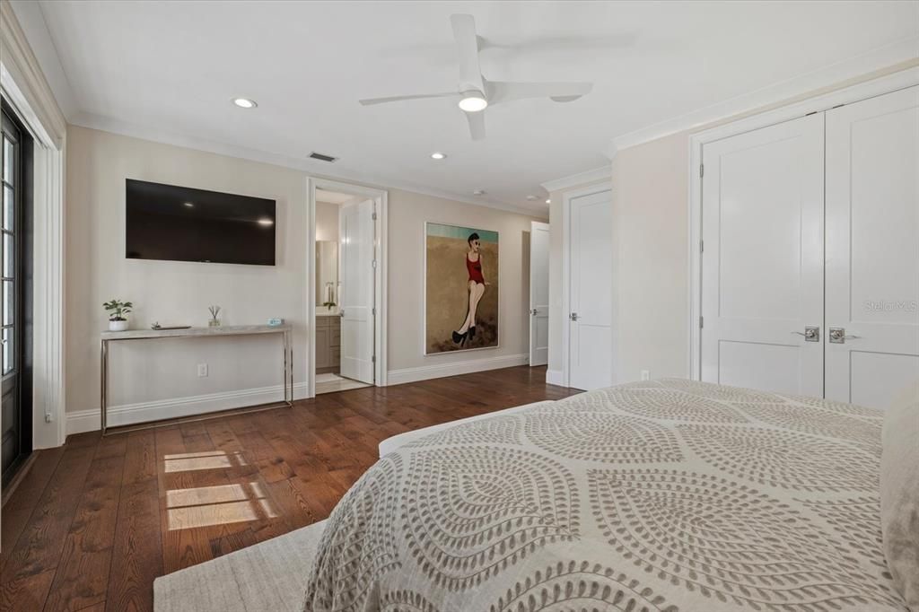 For Sale: $8,250,000 (5 beds, 5 baths, 5664 Square Feet)