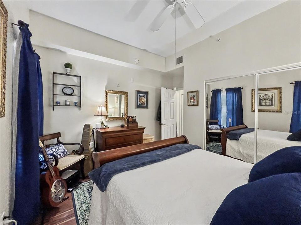 En Venta: $399,000 (2 camas, 2 baños, 1267 Pies cuadrados)