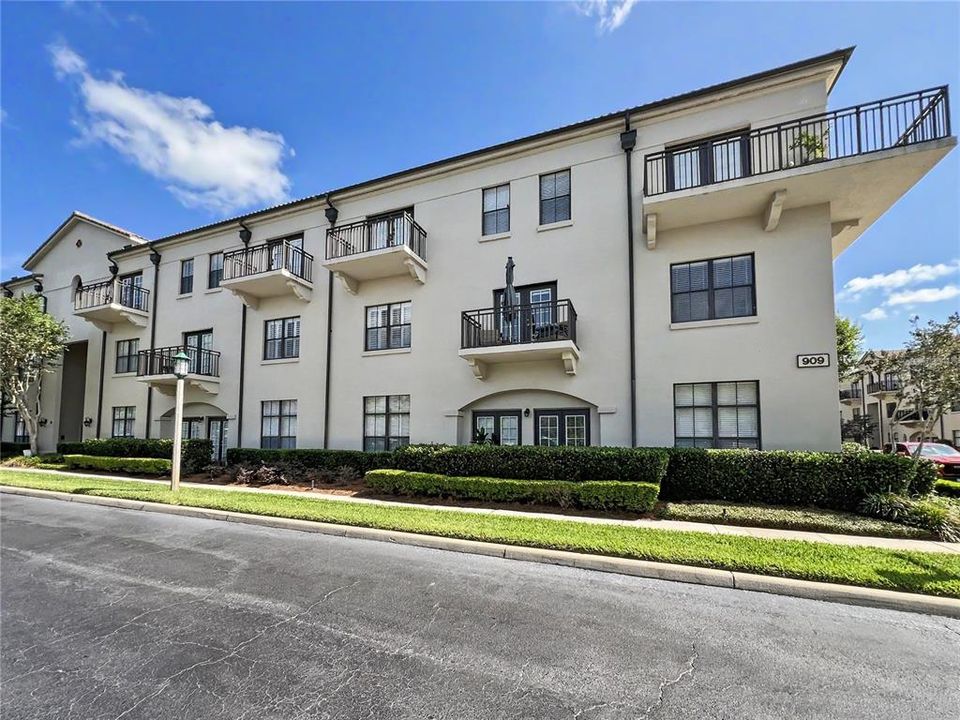 En Venta: $399,000 (2 camas, 2 baños, 1267 Pies cuadrados)