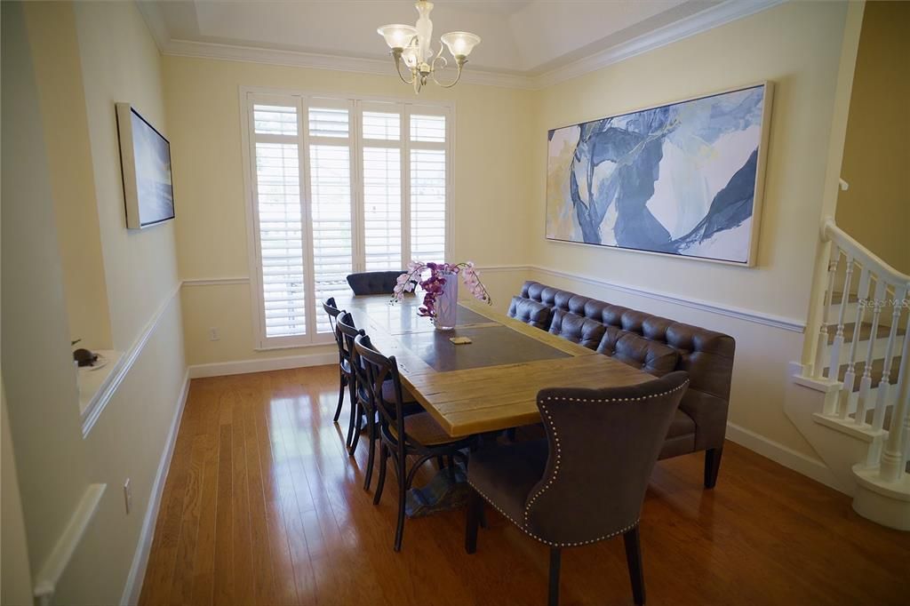 For Sale: $850,000 (6 beds, 4 baths, 4651 Square Feet)