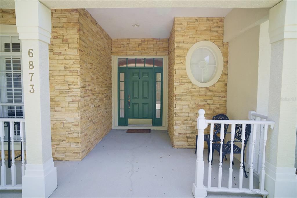 For Sale: $850,000 (6 beds, 4 baths, 4651 Square Feet)