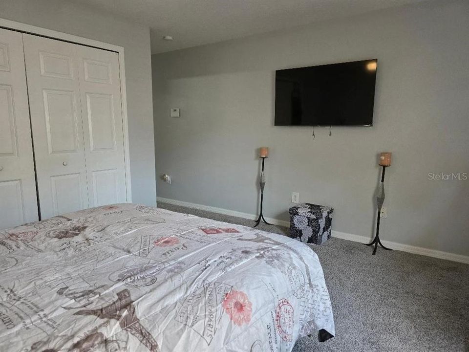 En Venta: $185,000 (2 camas, 2 baños, 1561 Pies cuadrados)