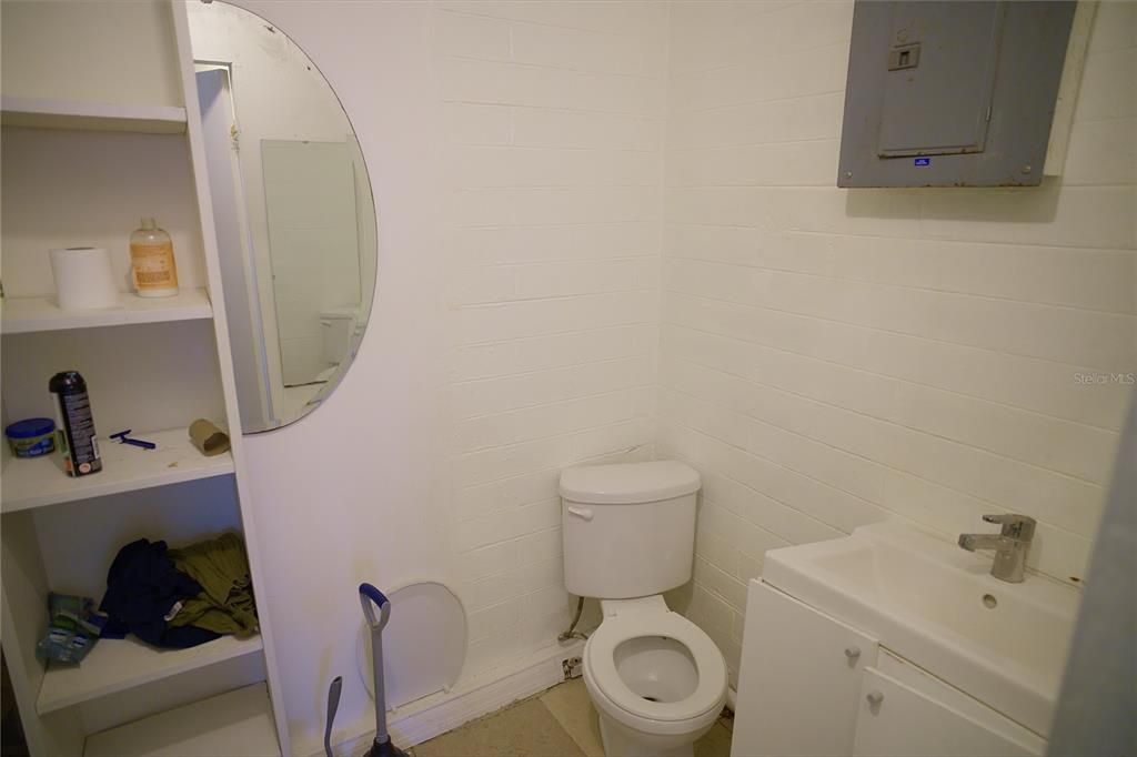 For Sale: $950,000 (0 beds, 0 baths, 1594 Square Feet)