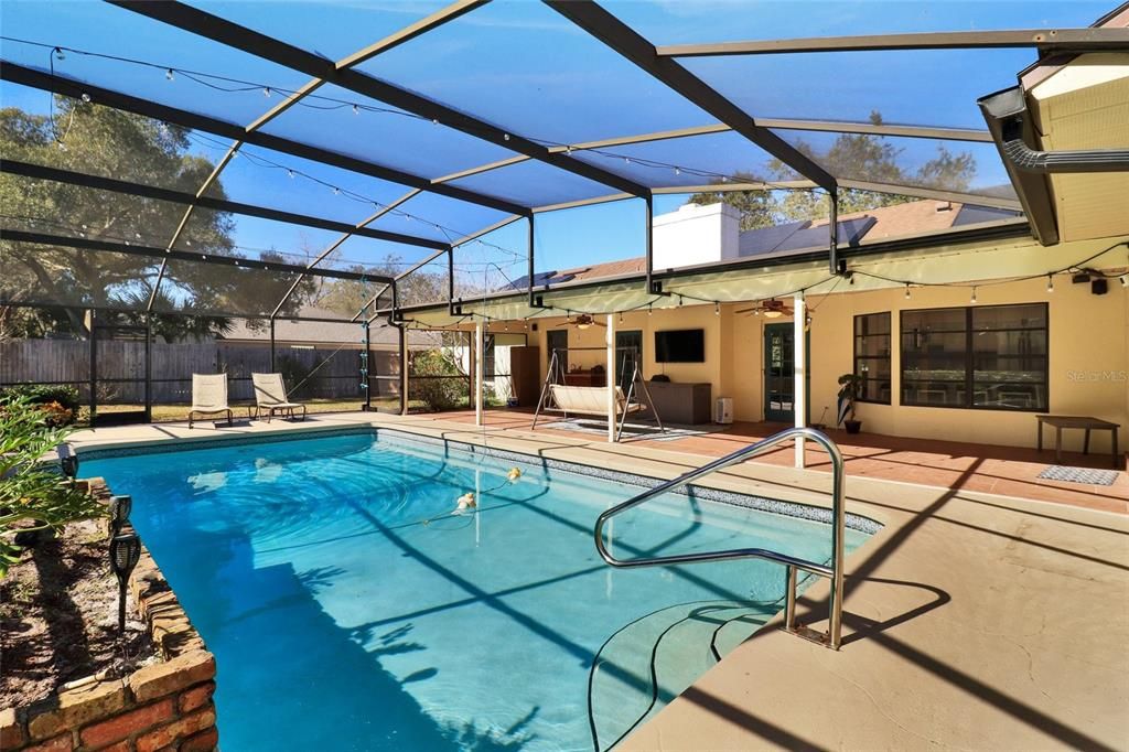 For Rent: $4,000 (4 beds, 2 baths, 2577 Square Feet)