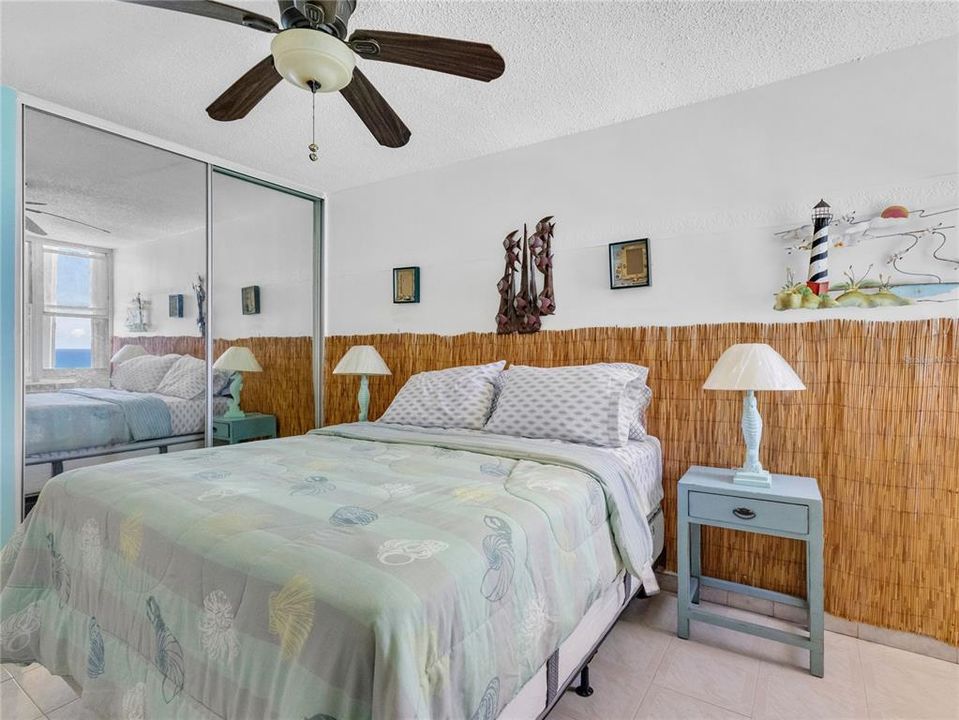 For Sale: $315,000 (2 beds, 1 baths, 858 Square Feet)