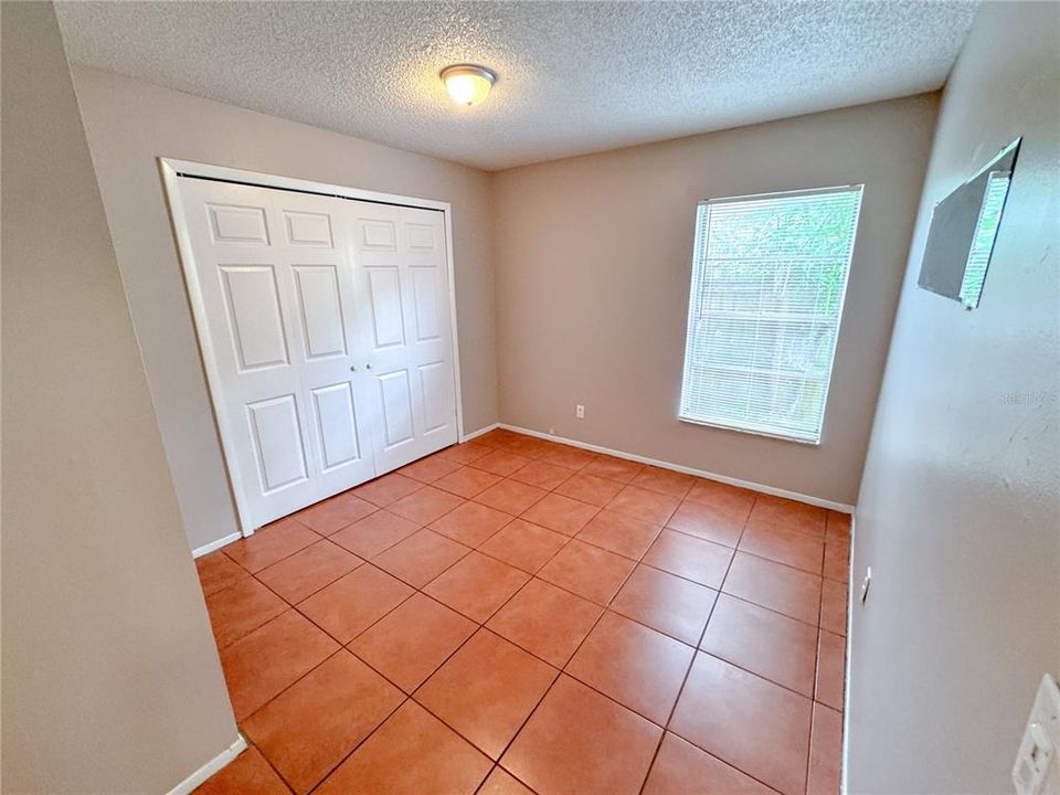 Active With Contract: $320,000 (3 beds, 2 baths, 1219 Square Feet)