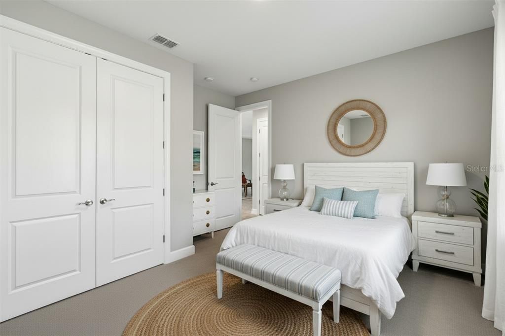 Active With Contract: $268,000 (2 beds, 2 baths, 1367 Square Feet)