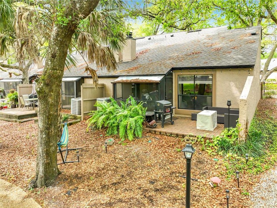 Active With Contract: $299,900 (3 beds, 2 baths, 1457 Square Feet)