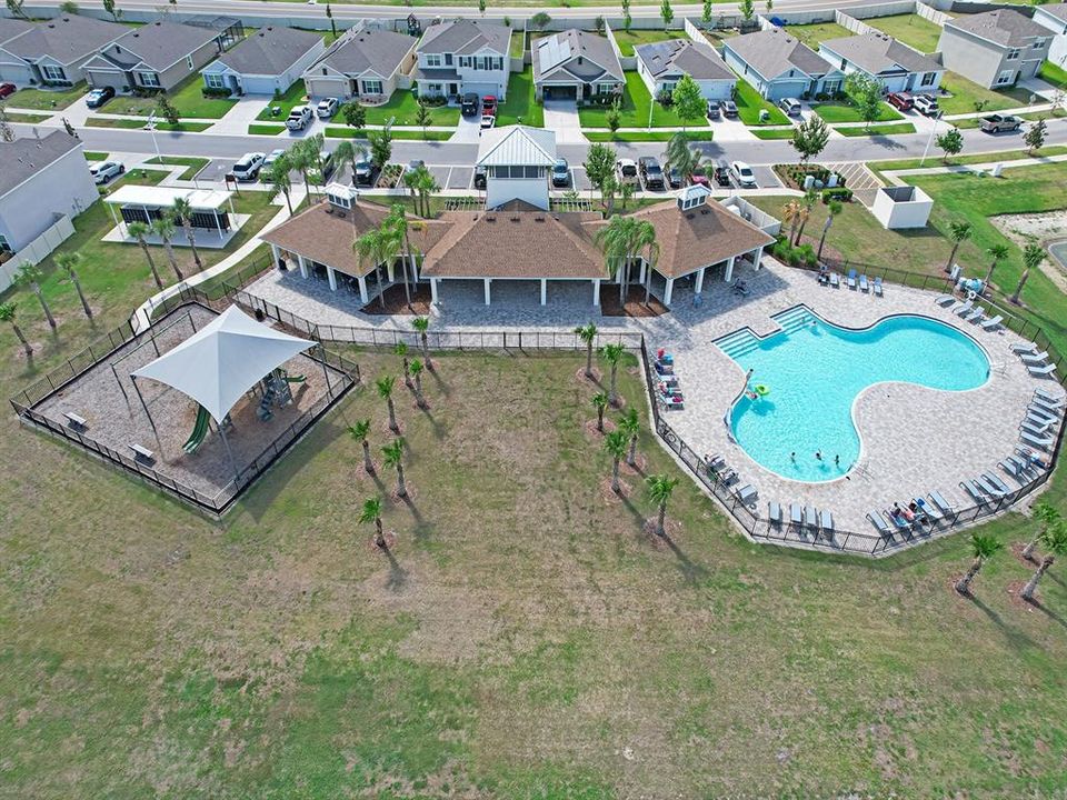 For Sale: $369,900 (5 beds, 3 baths, 2605 Square Feet)