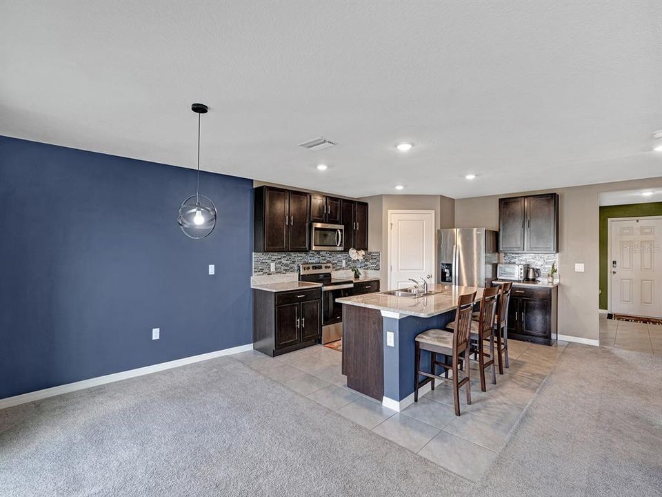 For Sale: $369,900 (5 beds, 3 baths, 2605 Square Feet)
