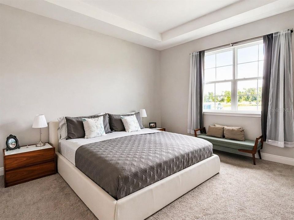 For Sale: $694,000 (5 beds, 3 baths, 2882 Square Feet)
