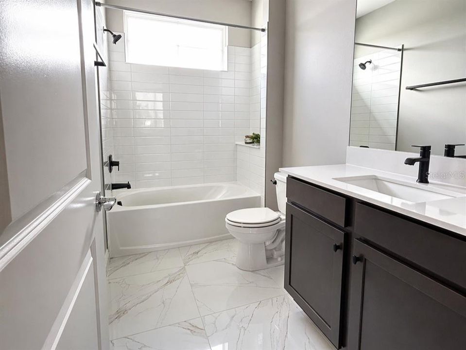For Sale: $694,000 (5 beds, 3 baths, 2882 Square Feet)