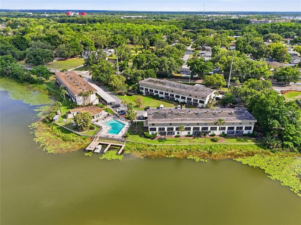 En Venta: $230,000 (2 camas, 2 baños, 977 Pies cuadrados)