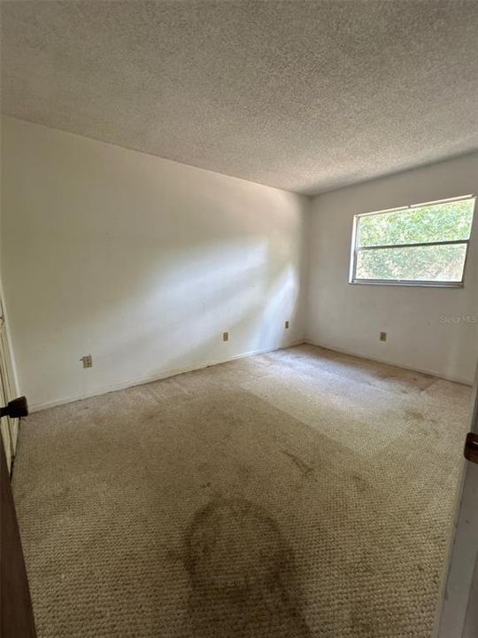 Active With Contract: $250,000 (4 beds, 2 baths, 1420 Square Feet)