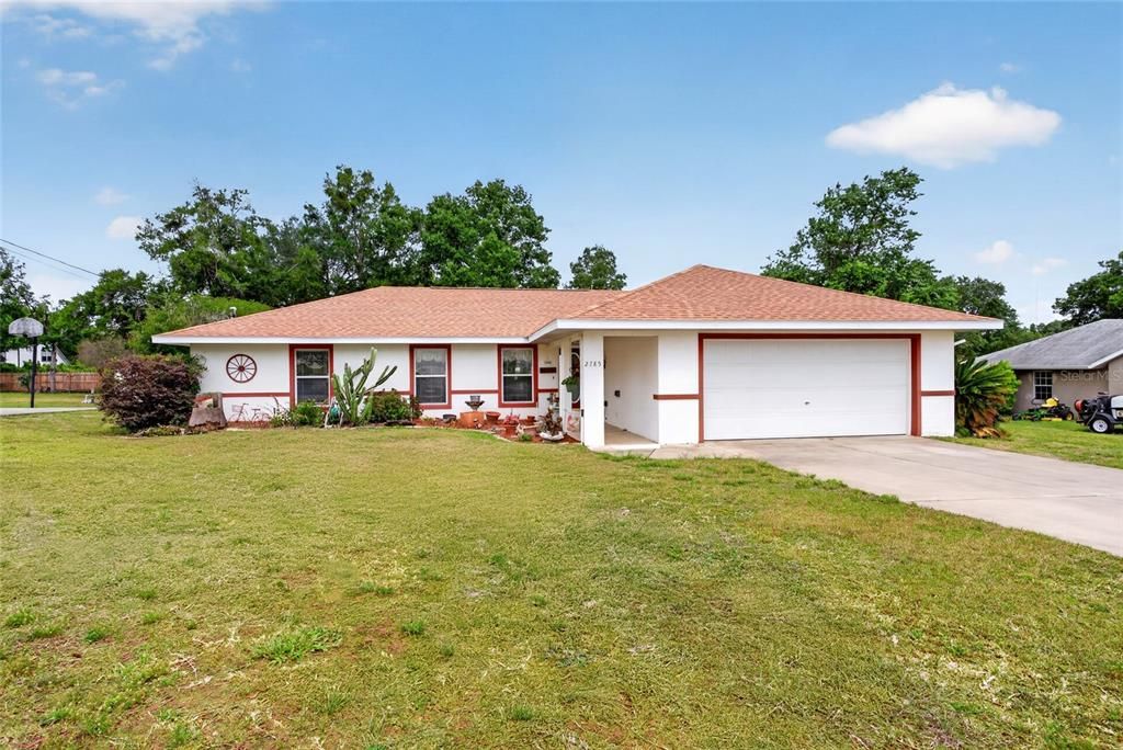 For Sale: $269,900 (3 beds, 2 baths, 1554 Square Feet)