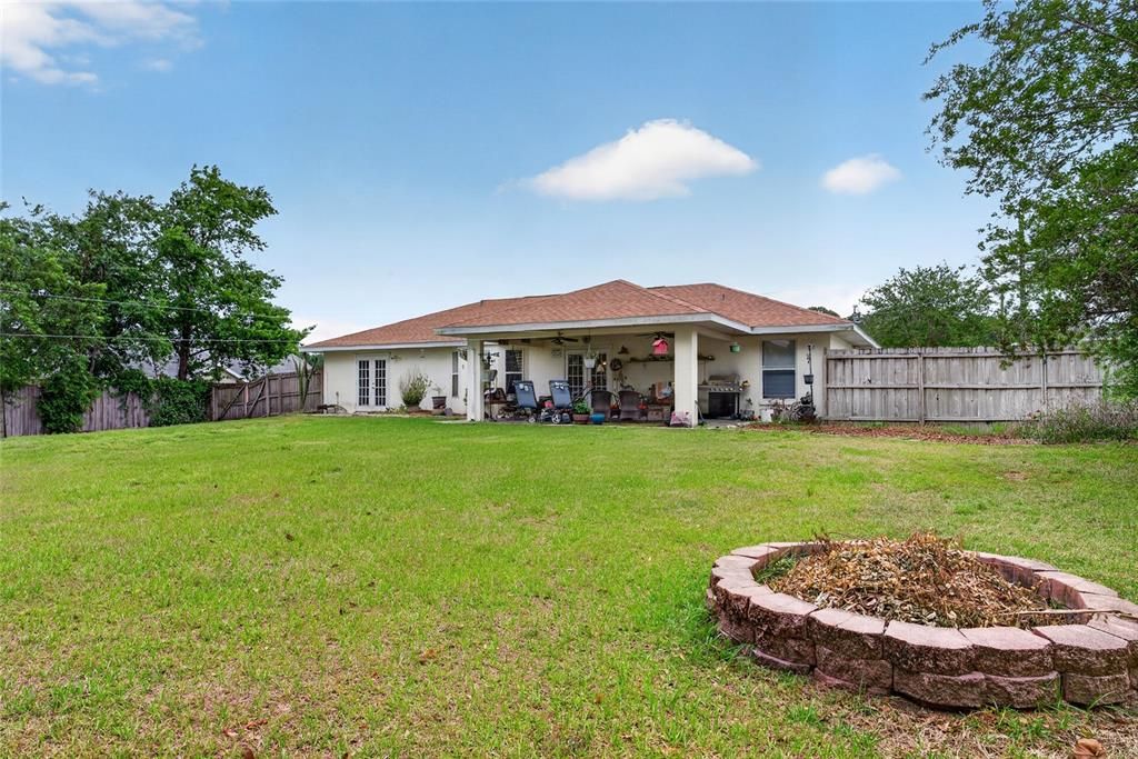 For Sale: $269,900 (3 beds, 2 baths, 1554 Square Feet)