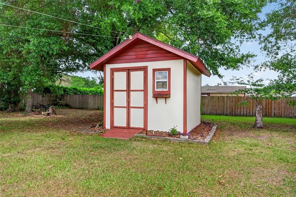 For Sale: $269,900 (3 beds, 2 baths, 1554 Square Feet)