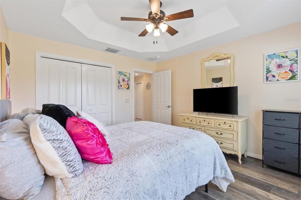 For Sale: $699,000 (3 beds, 2 baths, 1957 Square Feet)