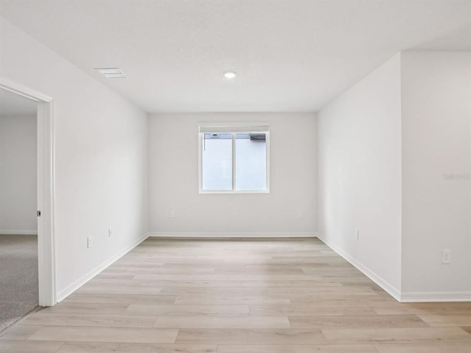 For Sale: $430,020 (4 beds, 3 baths, 2193 Square Feet)