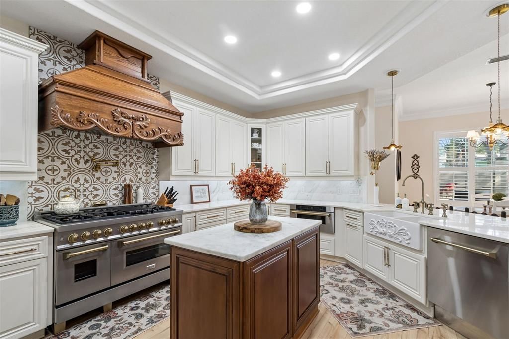 For Sale: $1,399,900 (5 beds, 4 baths, 3780 Square Feet)